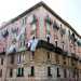 Proprio accanto agli alluvionati, negli stessi anni, viene poi innalzato il gruppo Garibaldi. Si presenta composto da due palazzi gemelli, entrambi "divisi" architettonicamente a met: i primi due piani, di colore marrone, rispettano i dettami dell'architettura fascista e gli ultimi tre, dipinti di rosa, presentano chiari tratti liberty